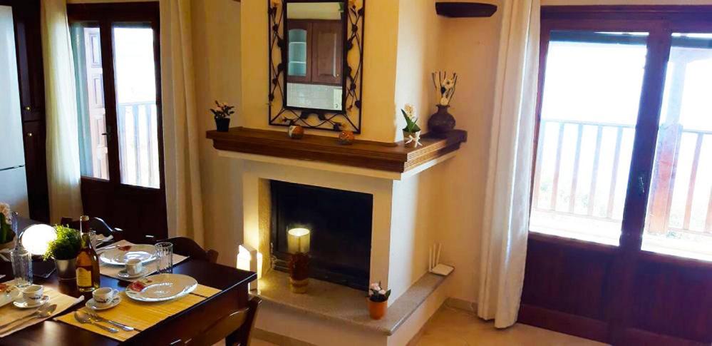 Villa Leonidas Greecefiloxenia 莱福卡斯特龙 外观 照片