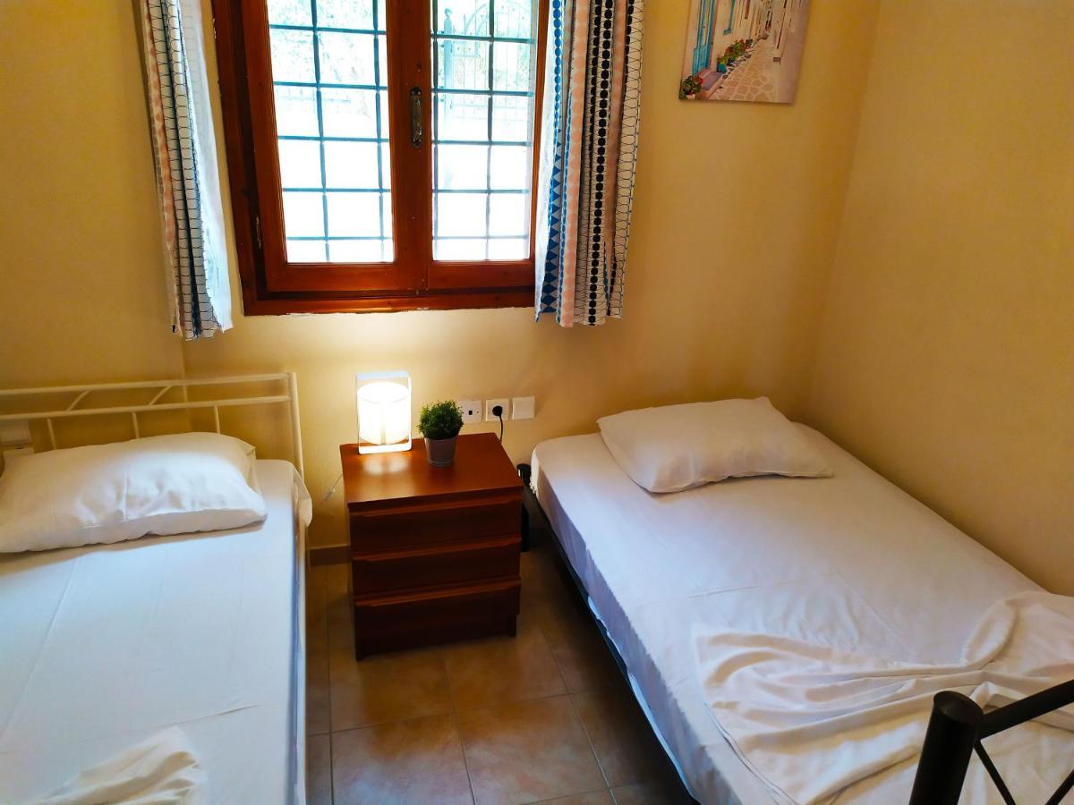 Villa Leonidas Greecefiloxenia 莱福卡斯特龙 外观 照片