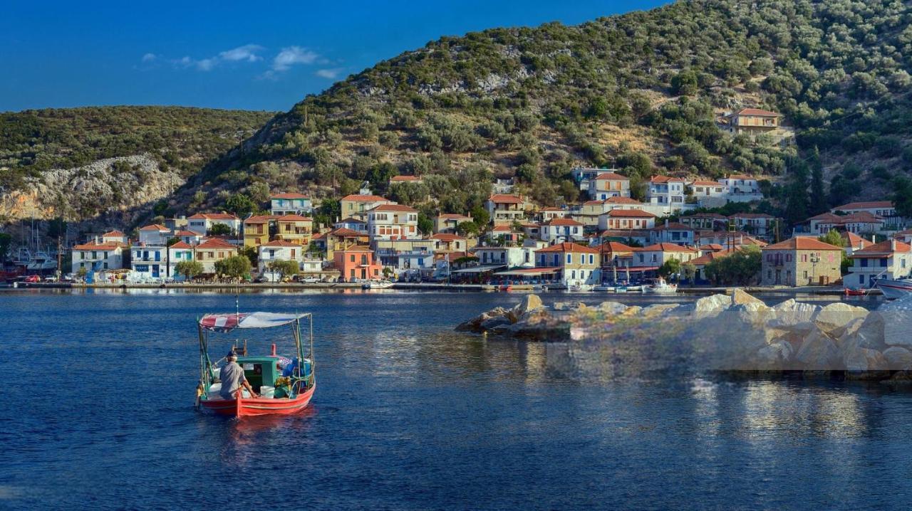 Villa Leonidas Greecefiloxenia 莱福卡斯特龙 外观 照片